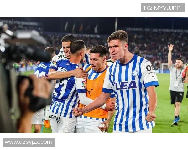 埃瓦尔主场迎战拉斯帕尔玛争夺西乙联赛关键三分之战